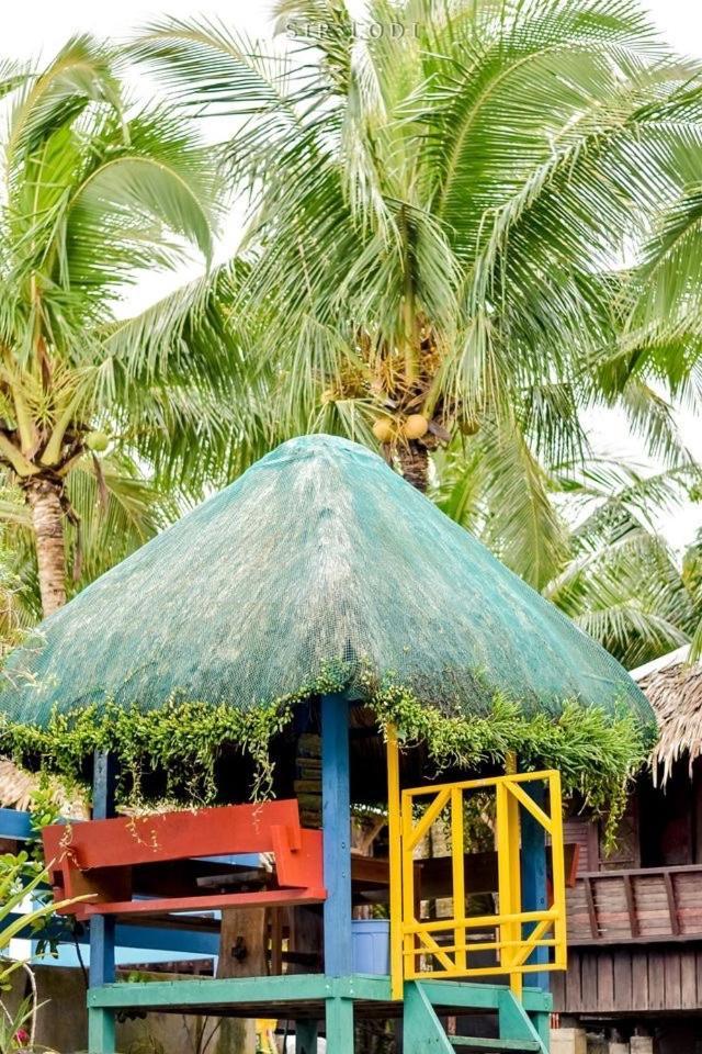 Lotus Sun & Waves Beach Resort Балер Экстерьер фото