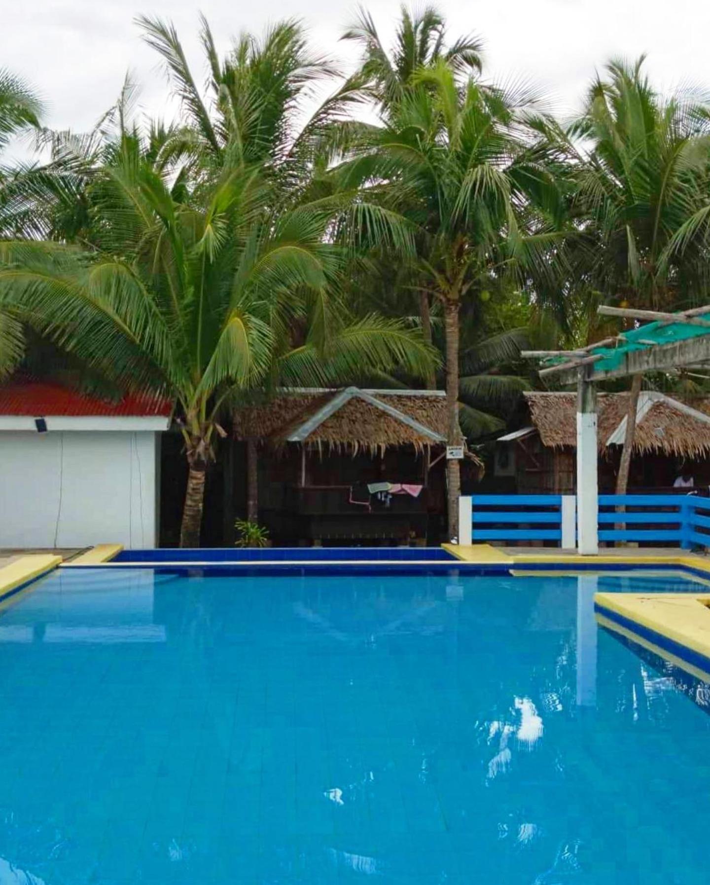 Lotus Sun & Waves Beach Resort Балер Экстерьер фото